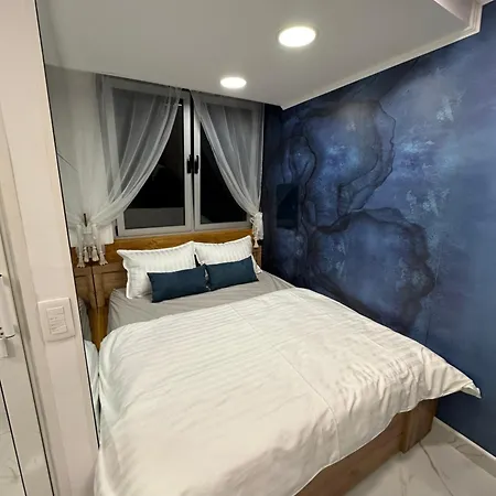Lux La Playa 公寓