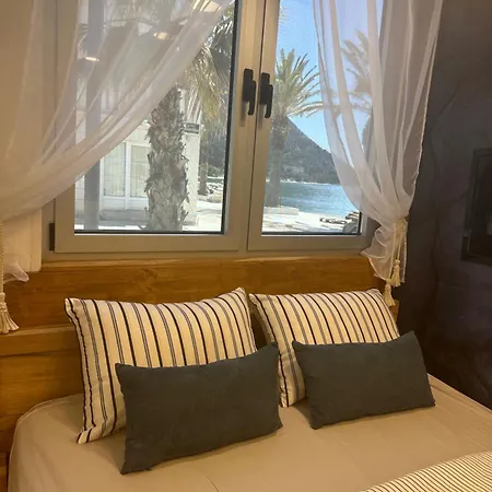 Lux La Playa *